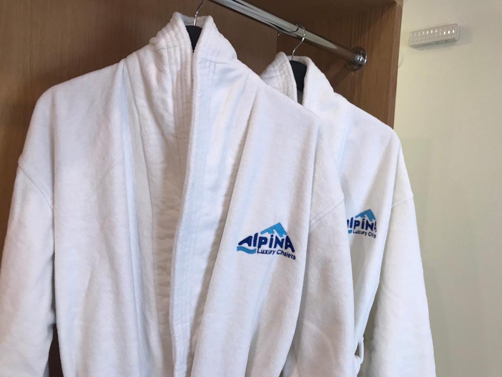 בניה Alpina Luxury Chalets מראה חיצוני תמונה