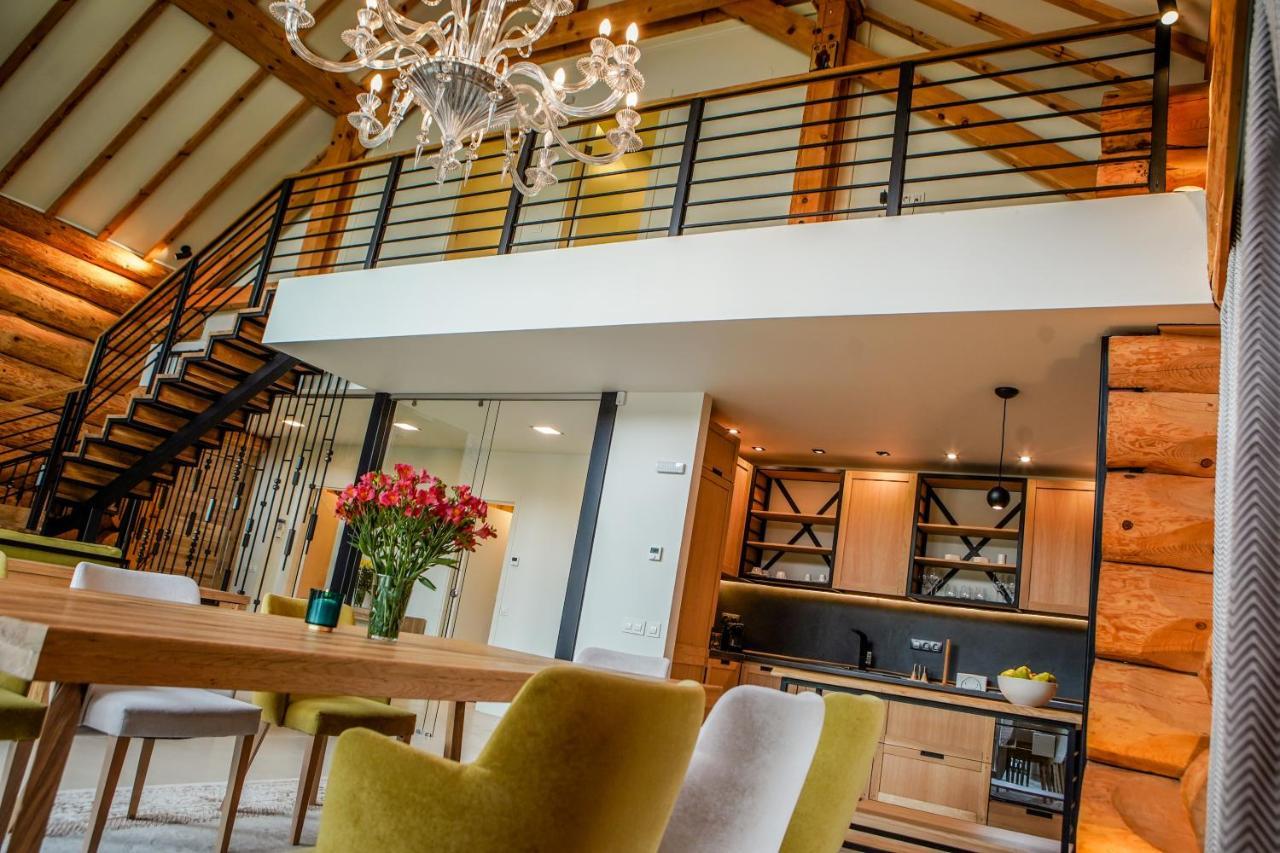 בניה Alpina Luxury Chalets מראה חיצוני תמונה