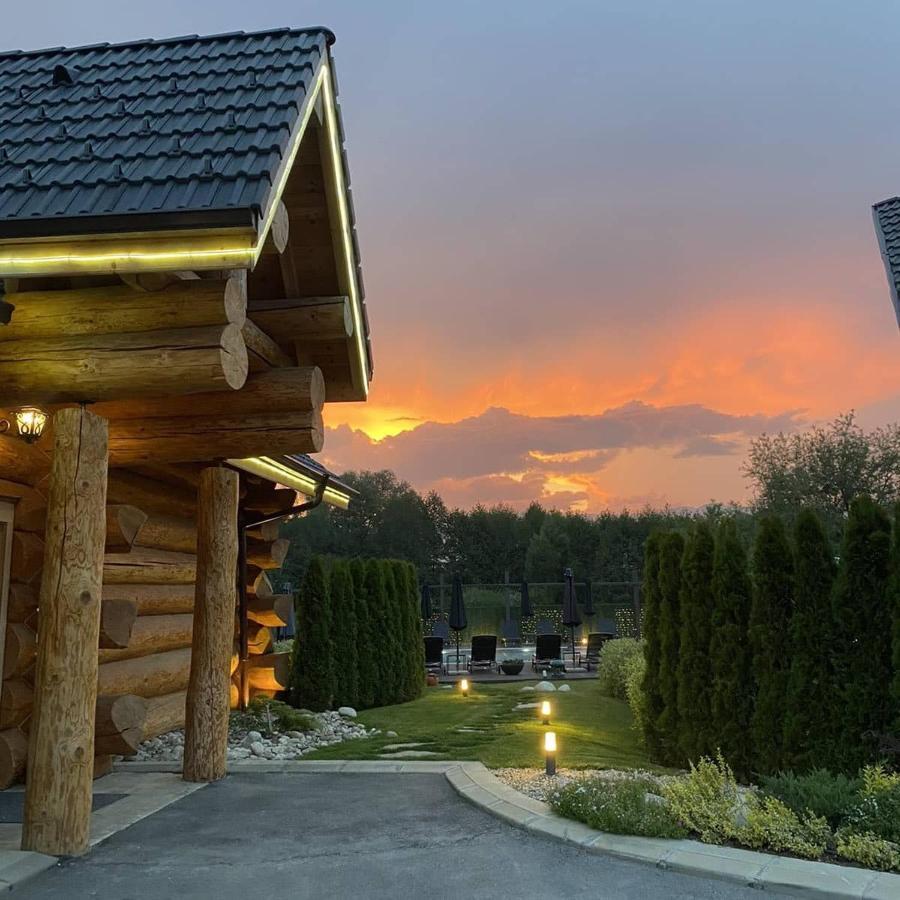 בניה Alpina Luxury Chalets מראה חיצוני תמונה