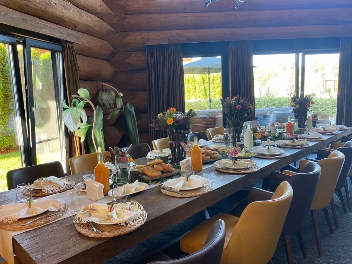 בניה Alpina Luxury Chalets מראה חיצוני תמונה